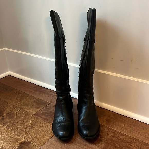 Diba Boots - Picture 2 of 10